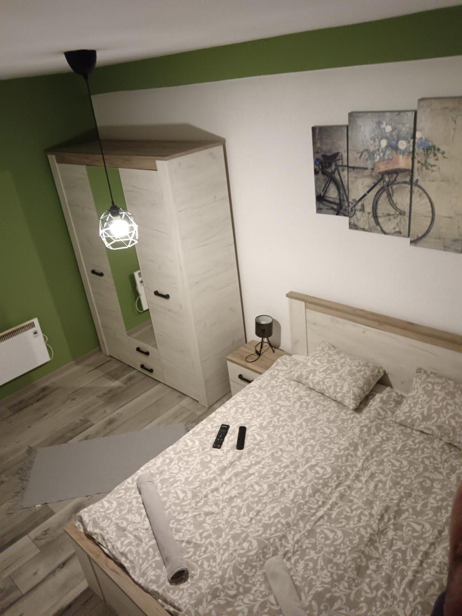 Apartman Petres Σόμπορ Εξωτερικό φωτογραφία